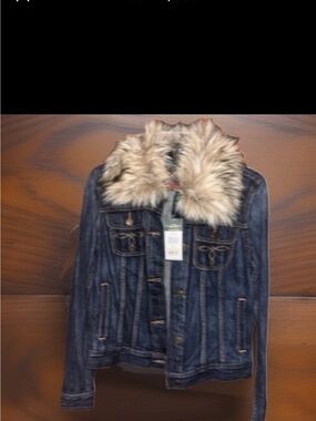 NEW Lauren Ralph Lauren denim jacket with removable fur collar.Women’s SM, NWTs